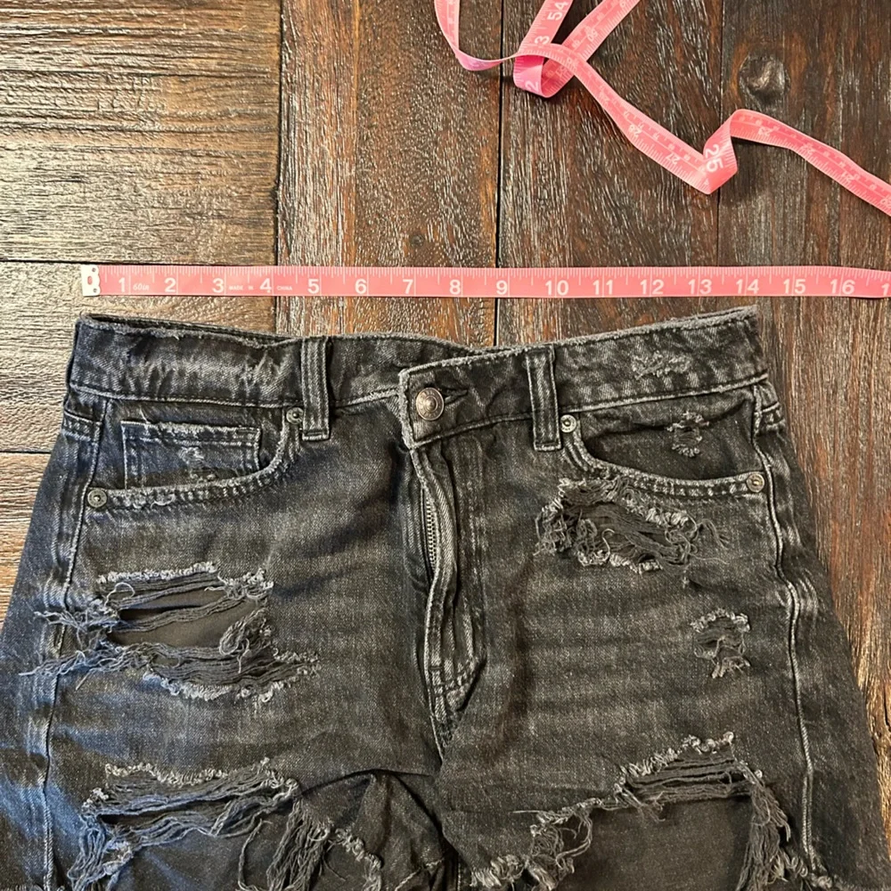 American Eagle Outfitters Black Distressed Festival Mom Jean Shorts